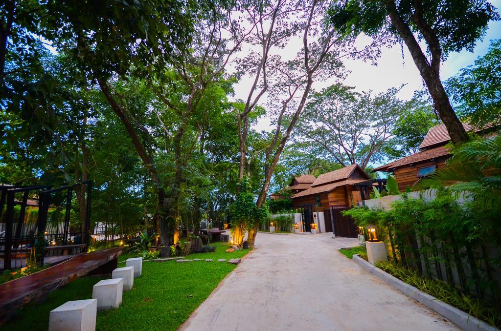 Ananta Thai Pool Villas Resort Пхукет Экстерьер фото