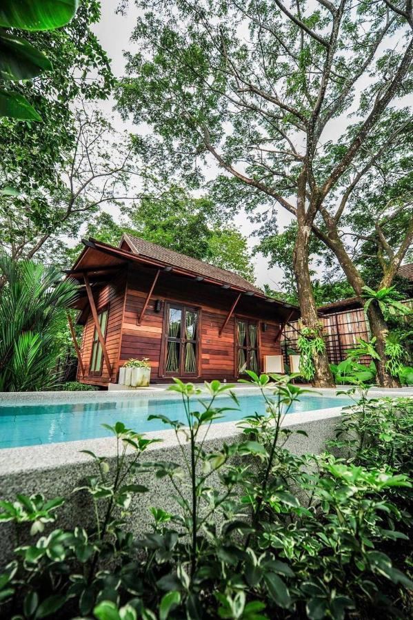 Ananta Thai Pool Villas Resort Пхукет Экстерьер фото
