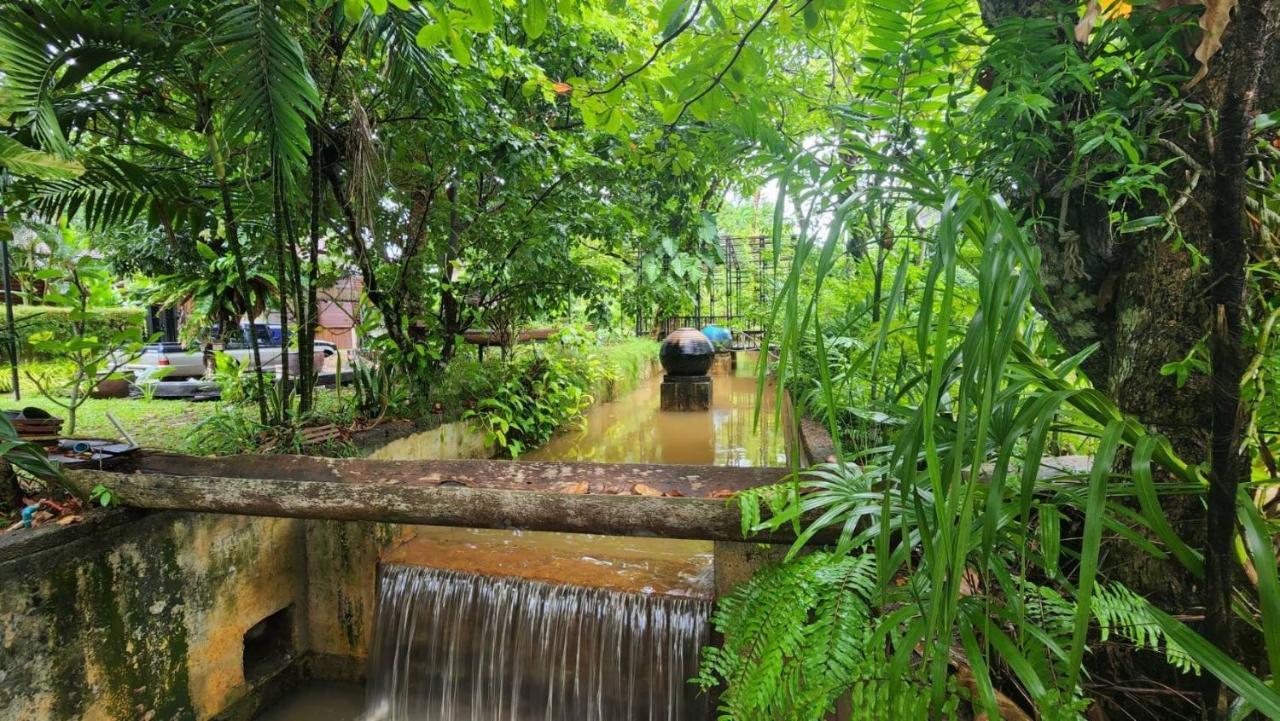 Ananta Thai Pool Villas Resort Пхукет Экстерьер фото
