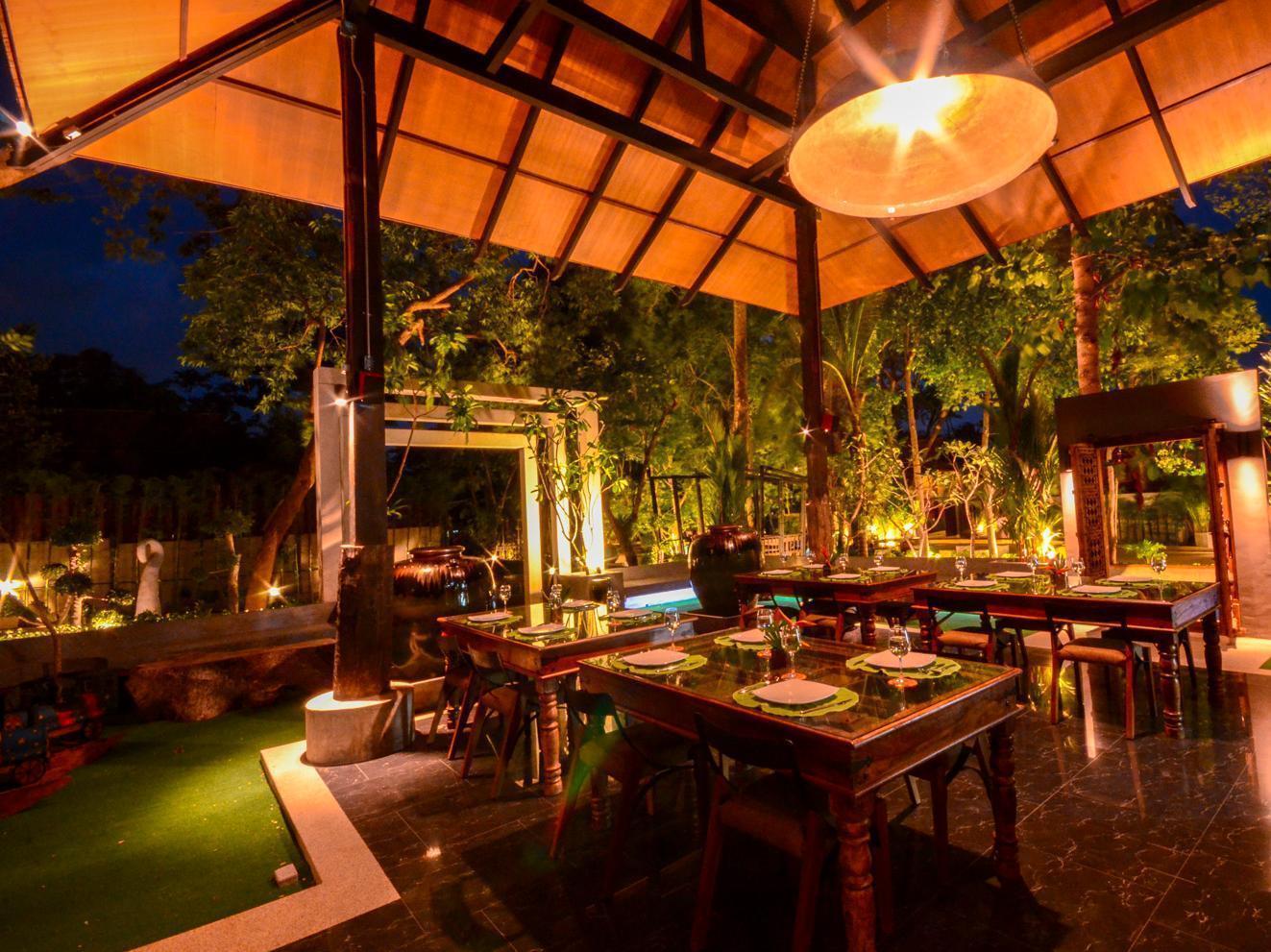 Ananta Thai Pool Villas Resort Пхукет Экстерьер фото