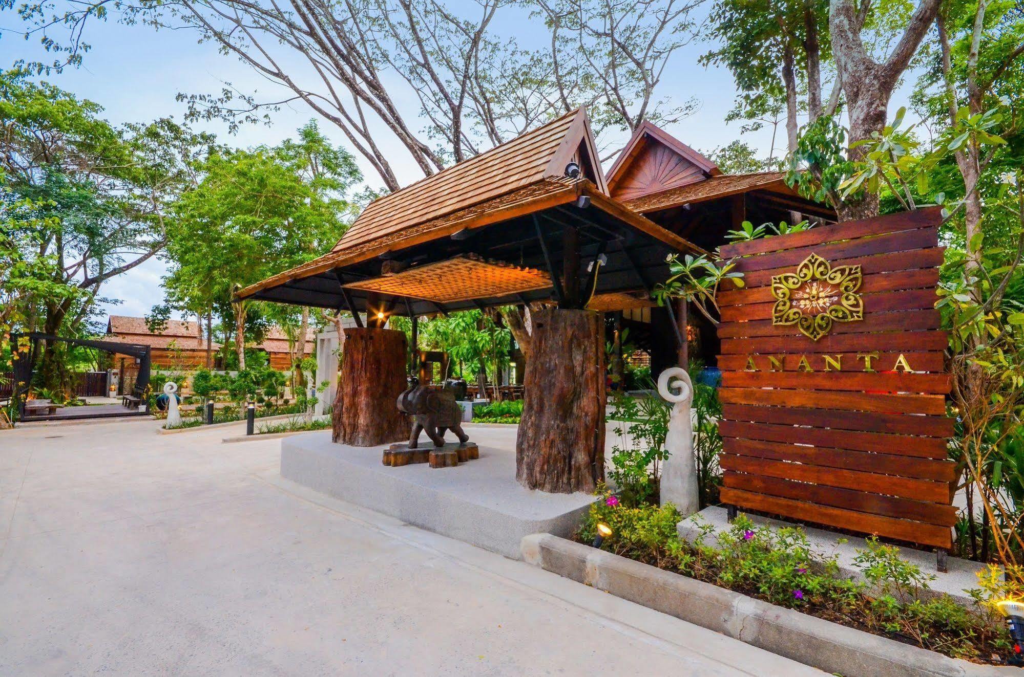 Ananta Thai Pool Villas Resort Пхукет Экстерьер фото