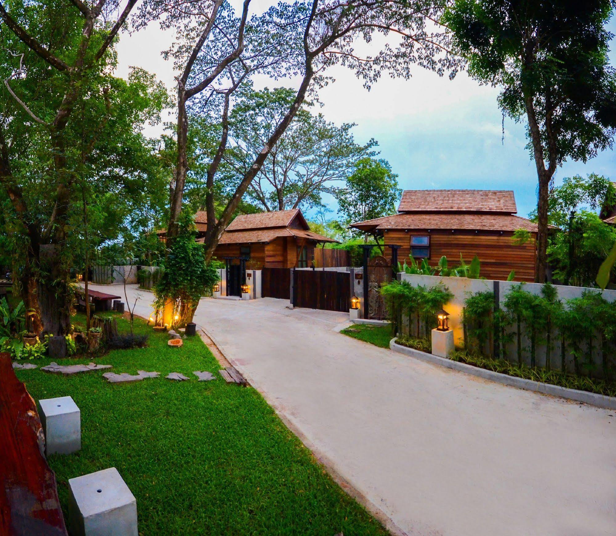 Ananta Thai Pool Villas Resort Пхукет Экстерьер фото